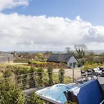 Hare's Hill Holiday home *