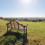 Hare's Hill * Pickering